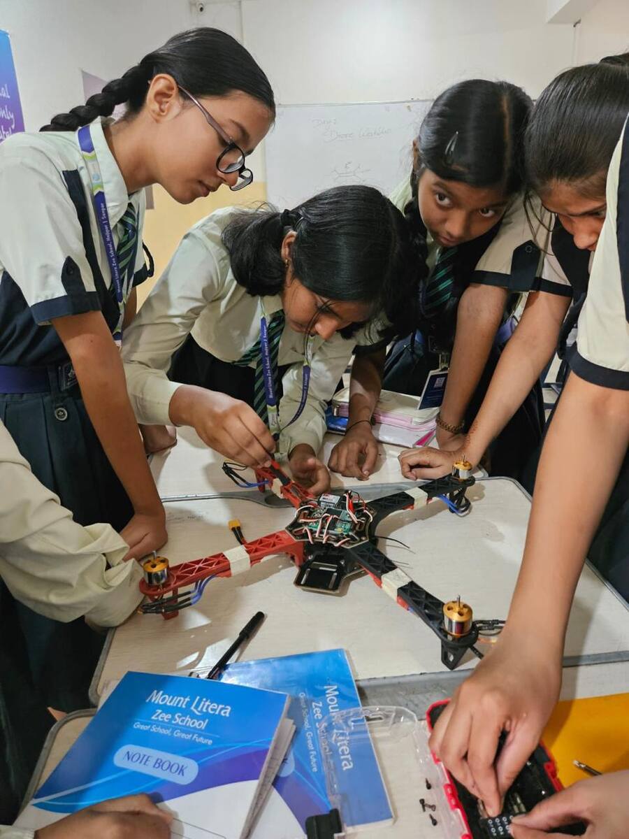Students building drones